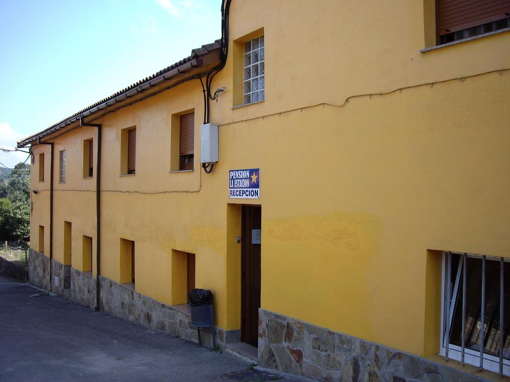 Pension La Estacion Nubledo Exterior photo